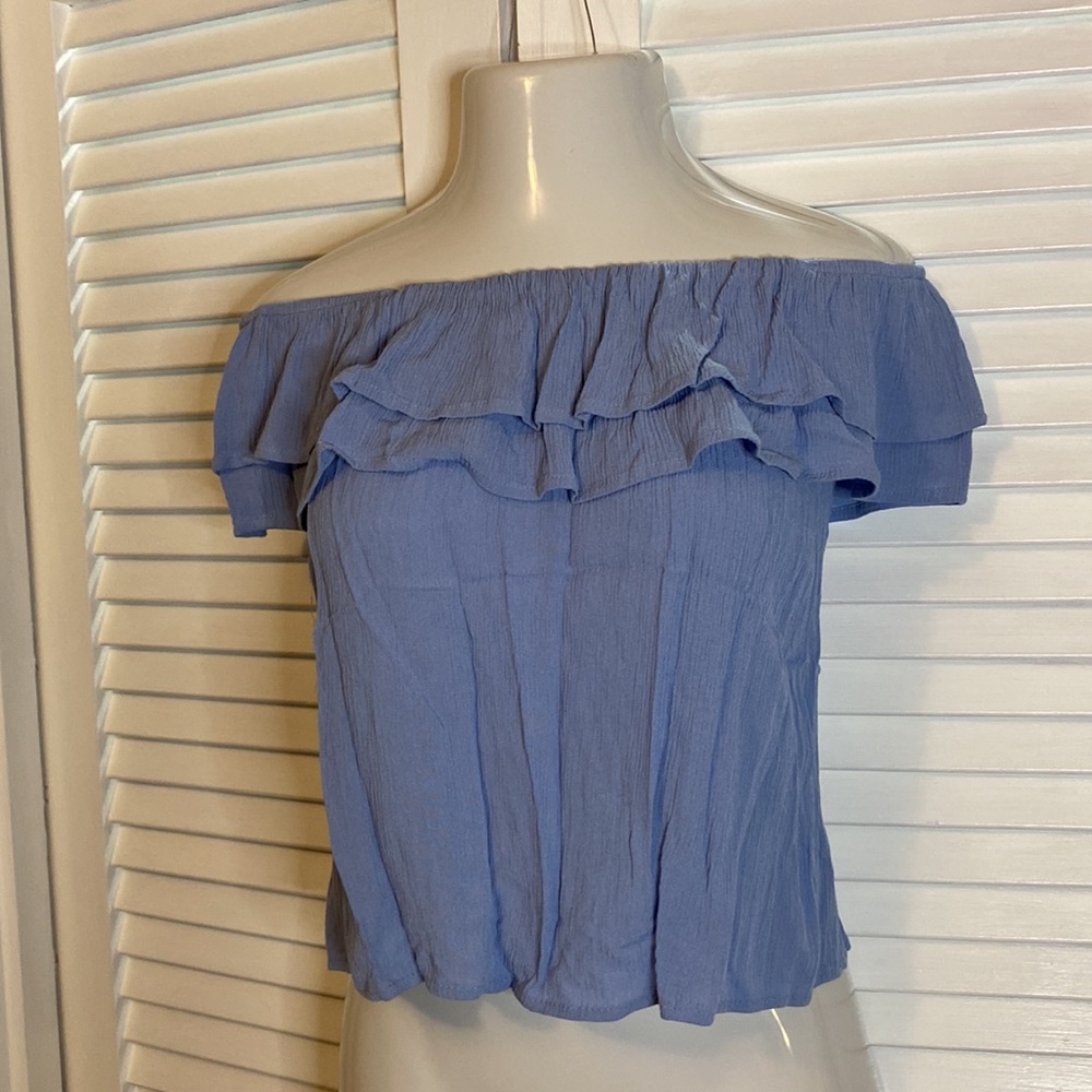 One heart ❤️ clothing off shoulder ruffle blouse sleeveless top